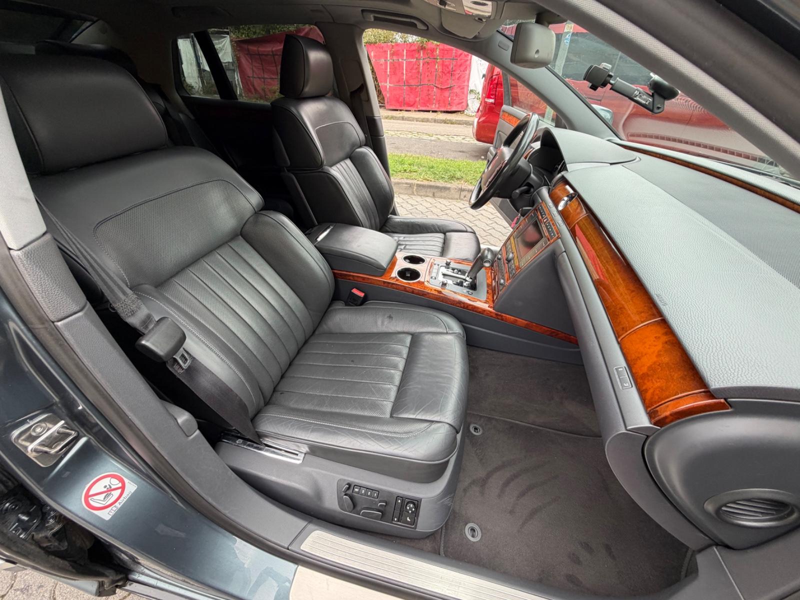 Volkswagen Phaeton V6 TDI 4Motion/ TÜV NEU/ 8 Fach