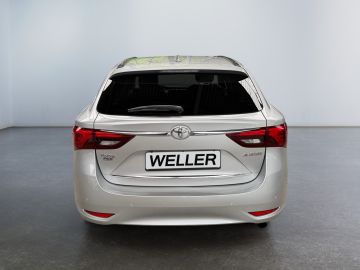 Toyota Avensis - 6