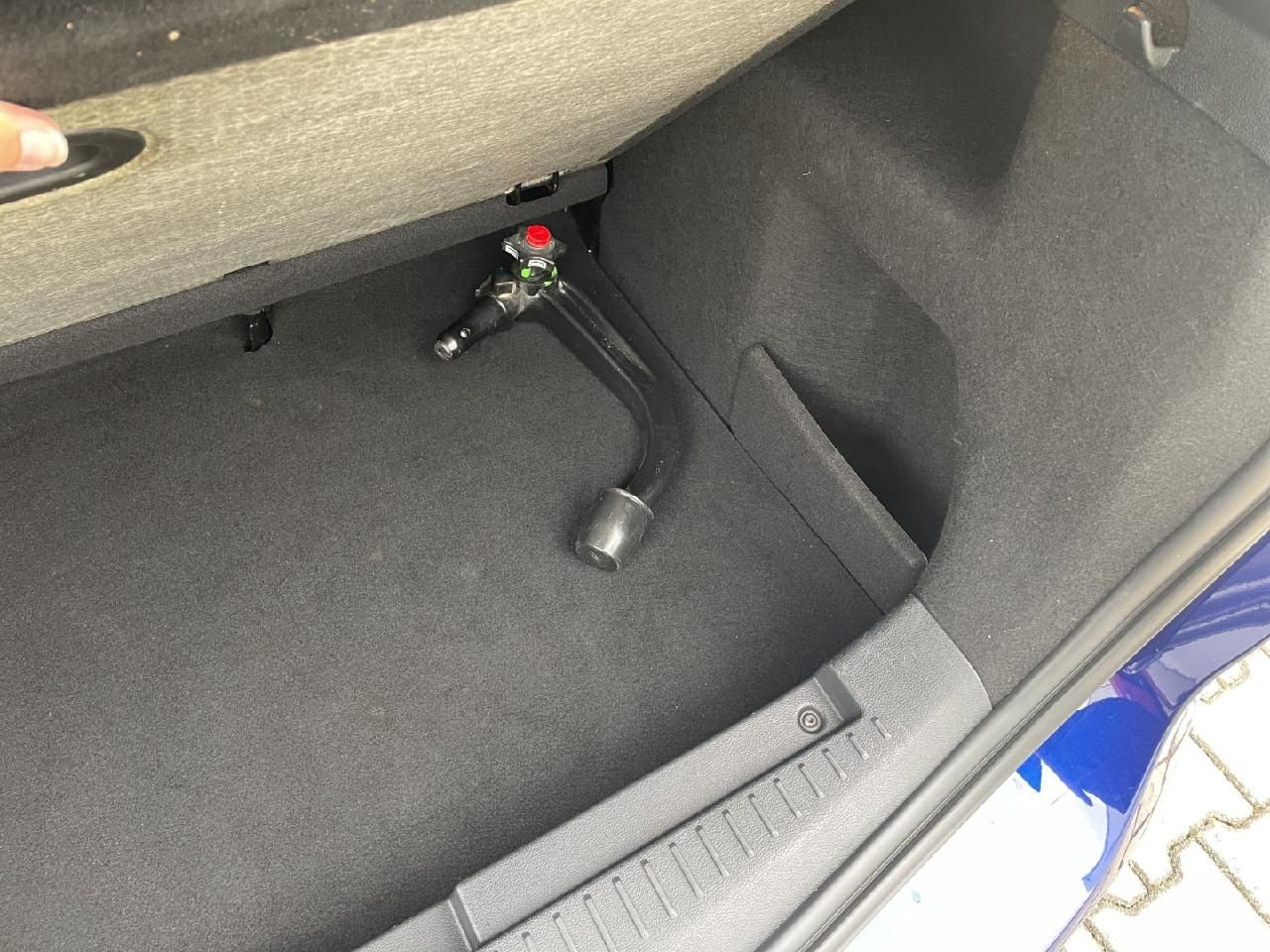 Fahrzeugabbildung Ford B-MAX Trend