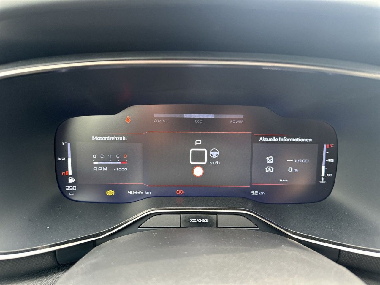 Fahrzeugabbildung Citroën C5 AIRC HYBRID 136 e-DSC6 e-SERIES - mit KI generiert/bearbeitet