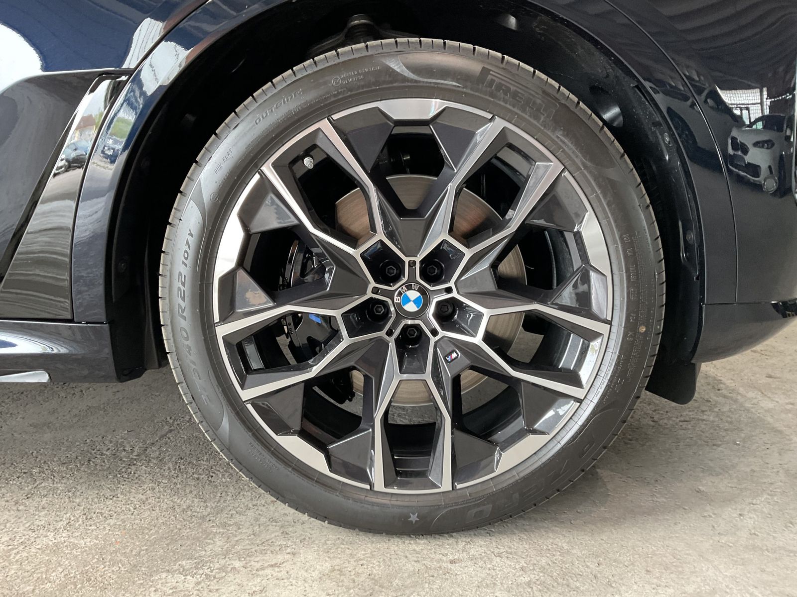Fahrzeugeinzelansicht 18 Fahrzeugabbildung BMW X7 xDrive40d |Panoramadach |Standheizung |elektr