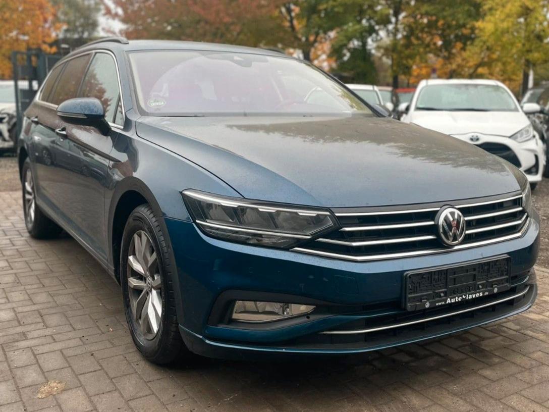 Volkswagen Passat Variant Business*ACC*R.-CAM*NAVI*3 KLIMAZ