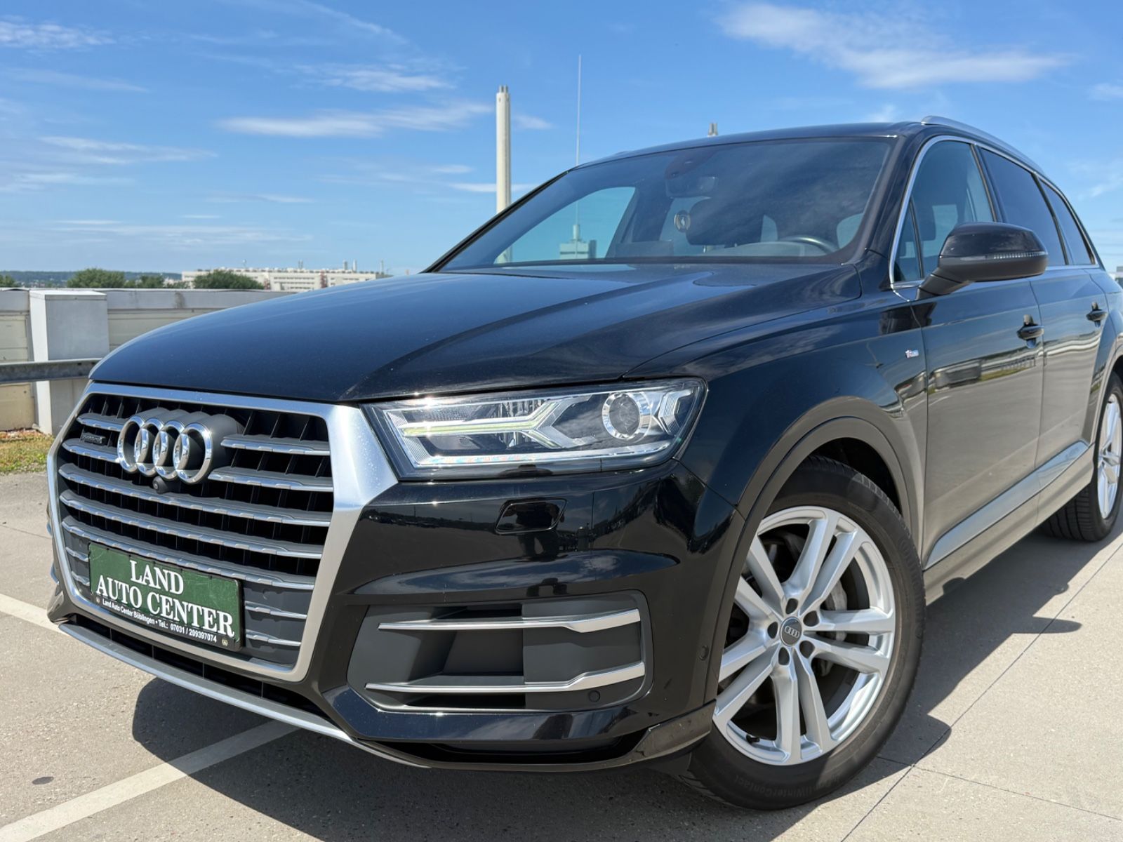 AUDI Q7 3.0 TDI QUAT*S-LINE*7-SITZ*CAM*LED*