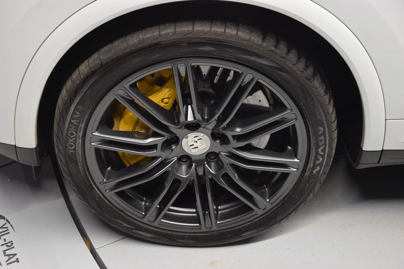 Fahrzeugabbildung Porsche Cayenne Turbo S ACC Luft Sitzbel. s.AGA LED 360°