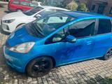 Honda Gepflegter Honda Jazz 1.4 Comfort/ 2. Hand - Honda Jazz in Leverkusen