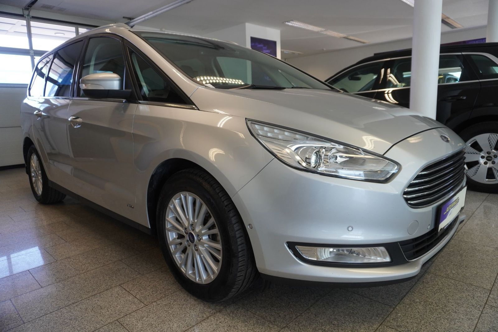 Ford Galaxy 2.0 TDCi AWD Aut. LED/SHZ/Kamera imagem 3