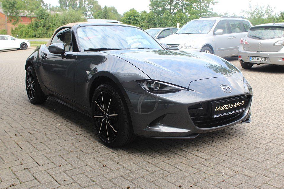Fahrzeugabbildung Mazda MX-5 2024 Kazari G-184 *Aktionspreis* NAVI ACAA
