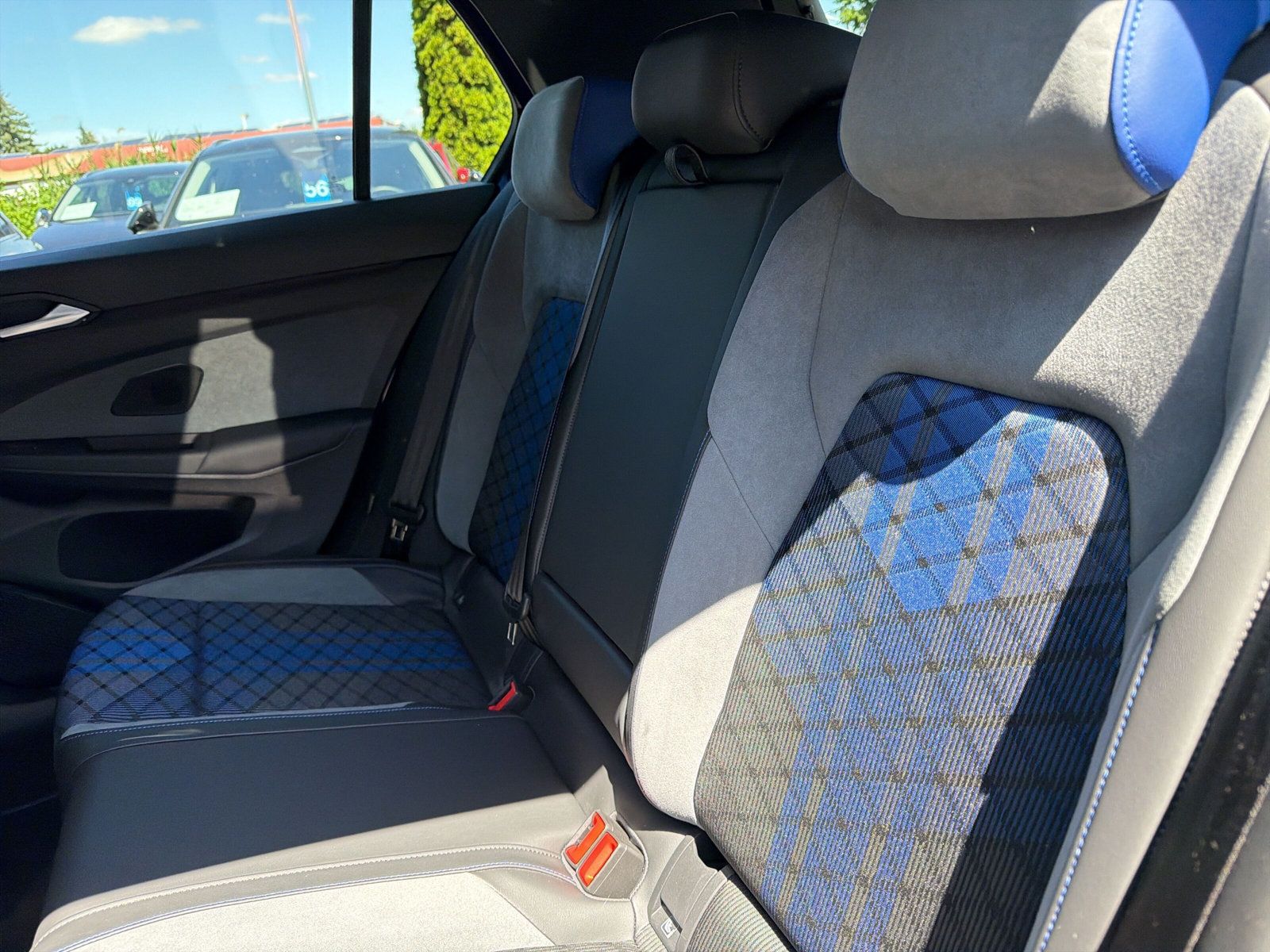 Golf R 4M Navi PANO Black St Harman Kardon