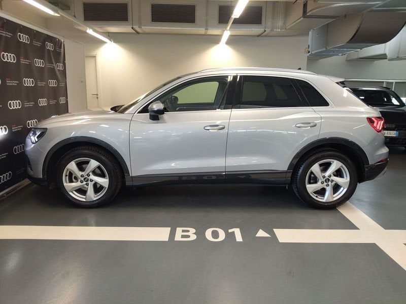Audi Q3 Q3 35 2.0 tdi Business Advanced s-tronic imagem 3