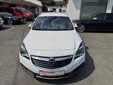 Opel Insignia A Country Tourer Basis 4x4 - Opel Insignia: Country Tourer
