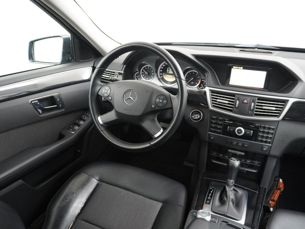 Mercedes-Benz E 200 CGI Business Class Avantgarde