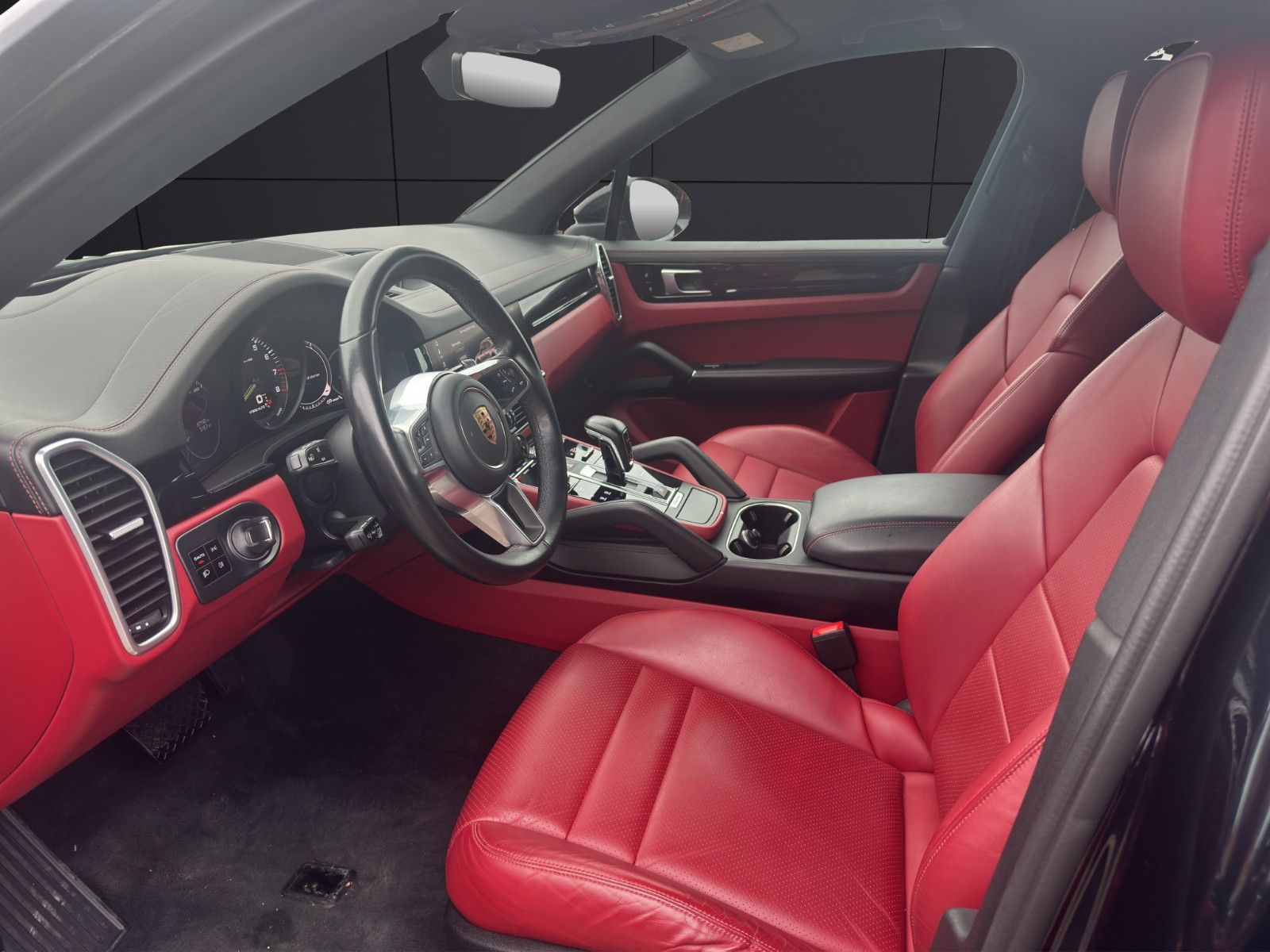 Fahrzeugabbildung Porsche Cayenne E-Hybrid*Matrix*AHK*Carplay*Bose*Head-up