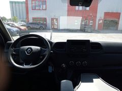 Fahrzeugabbildung Master III DoKa Pritsche Fahrgest. L3H1 3,5t 3