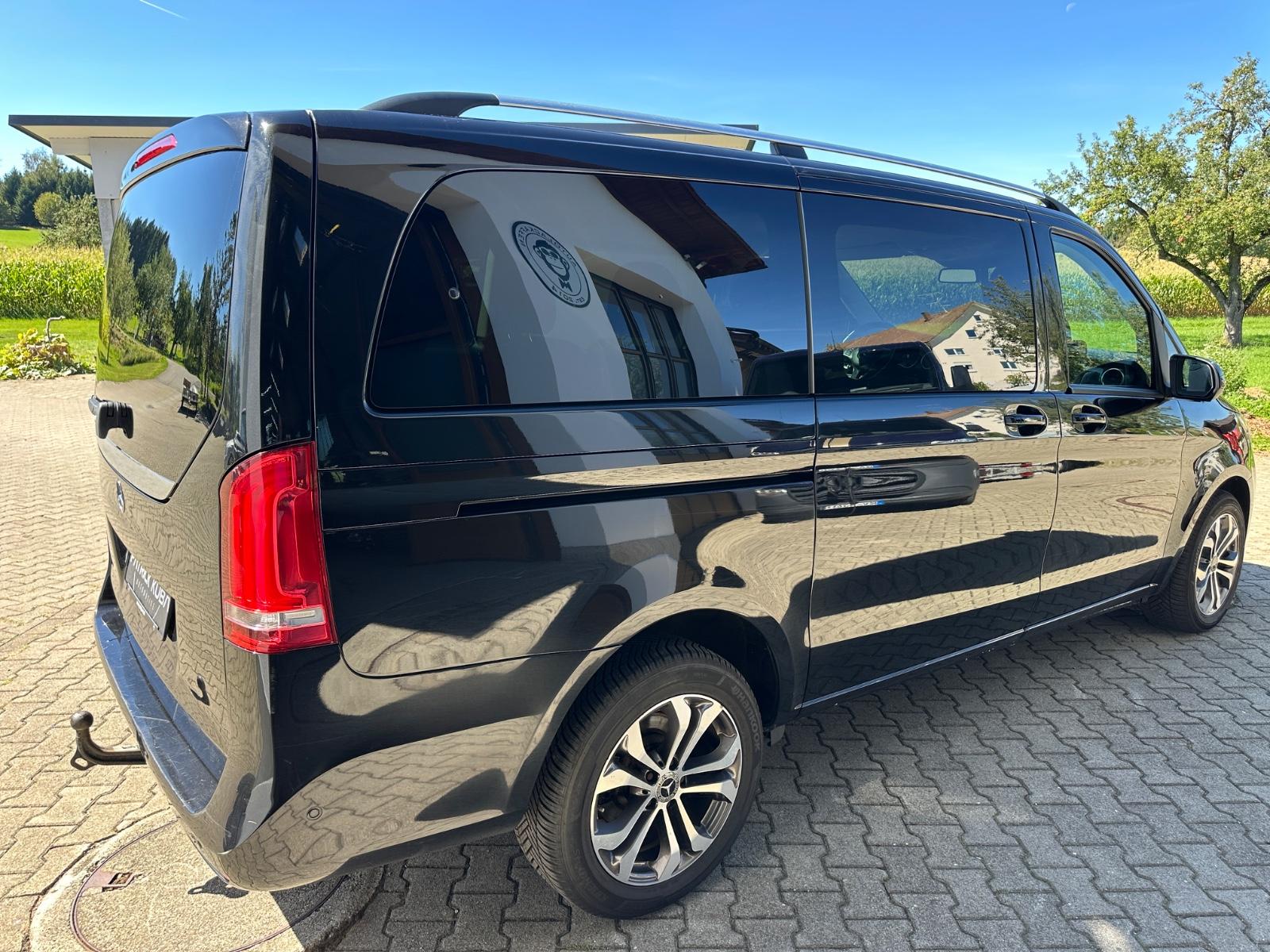 Mercedes-Benz V250d EDITION 4MATIC lang 7 Sitze drehbar/LED