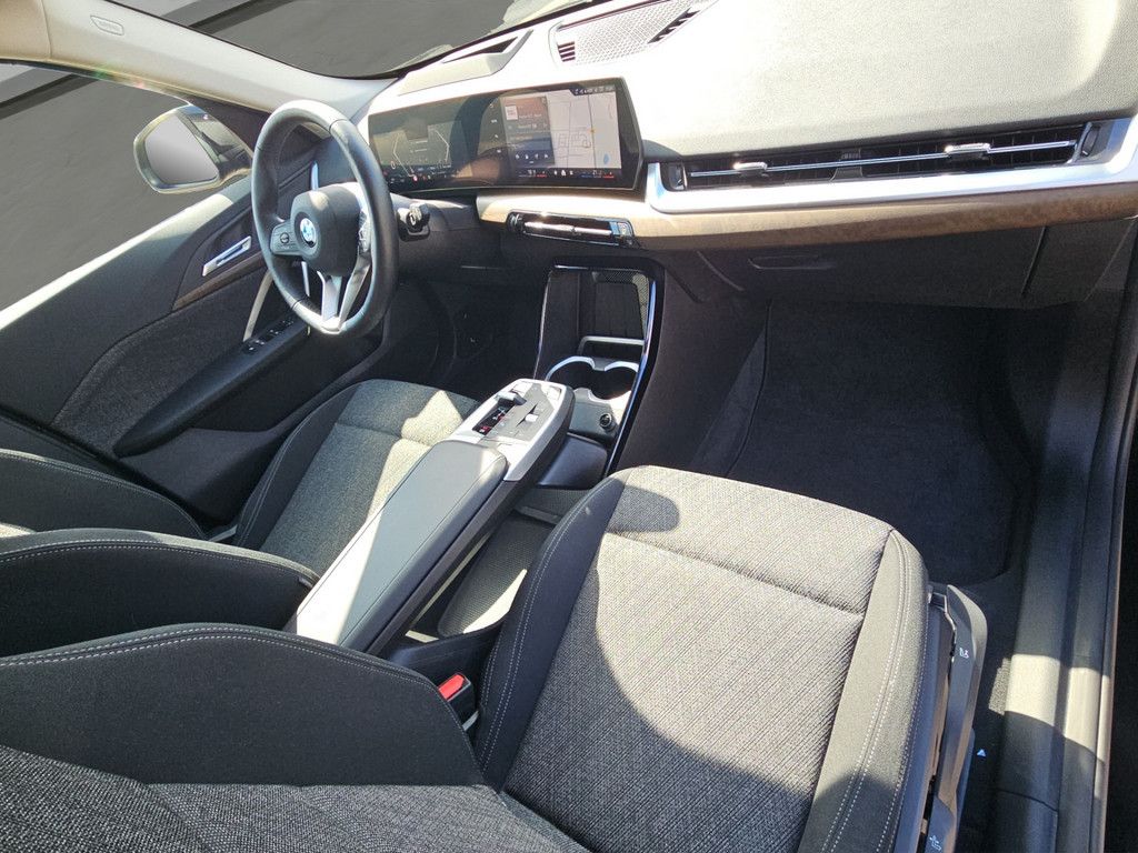 BMW X1 sDrive20i LED NAVI HUD ACC 360° SHZ 18 AHK foto 9