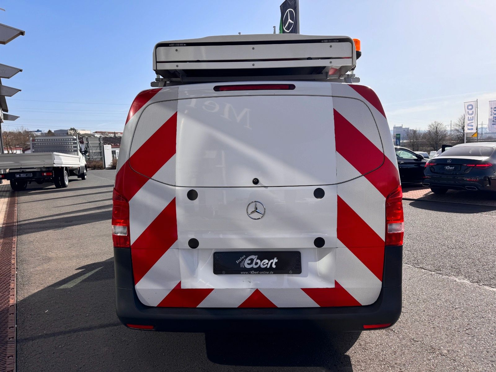 Fahrzeugabbildung Mercedes-Benz Vito 111 CDI Tourer Begleitfahrzeug BF3+ / WVZ