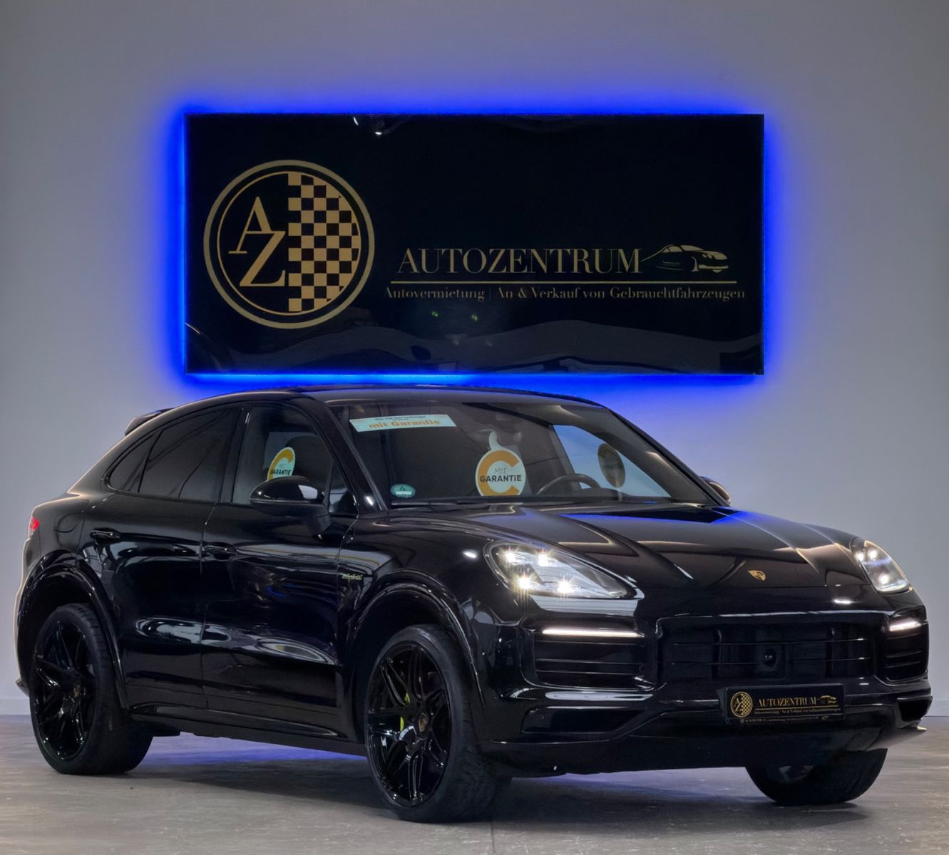 Porsche Cayenne Coupe E-Hybrid ALL BLACK *GARANTIE*PANO* imagem 3