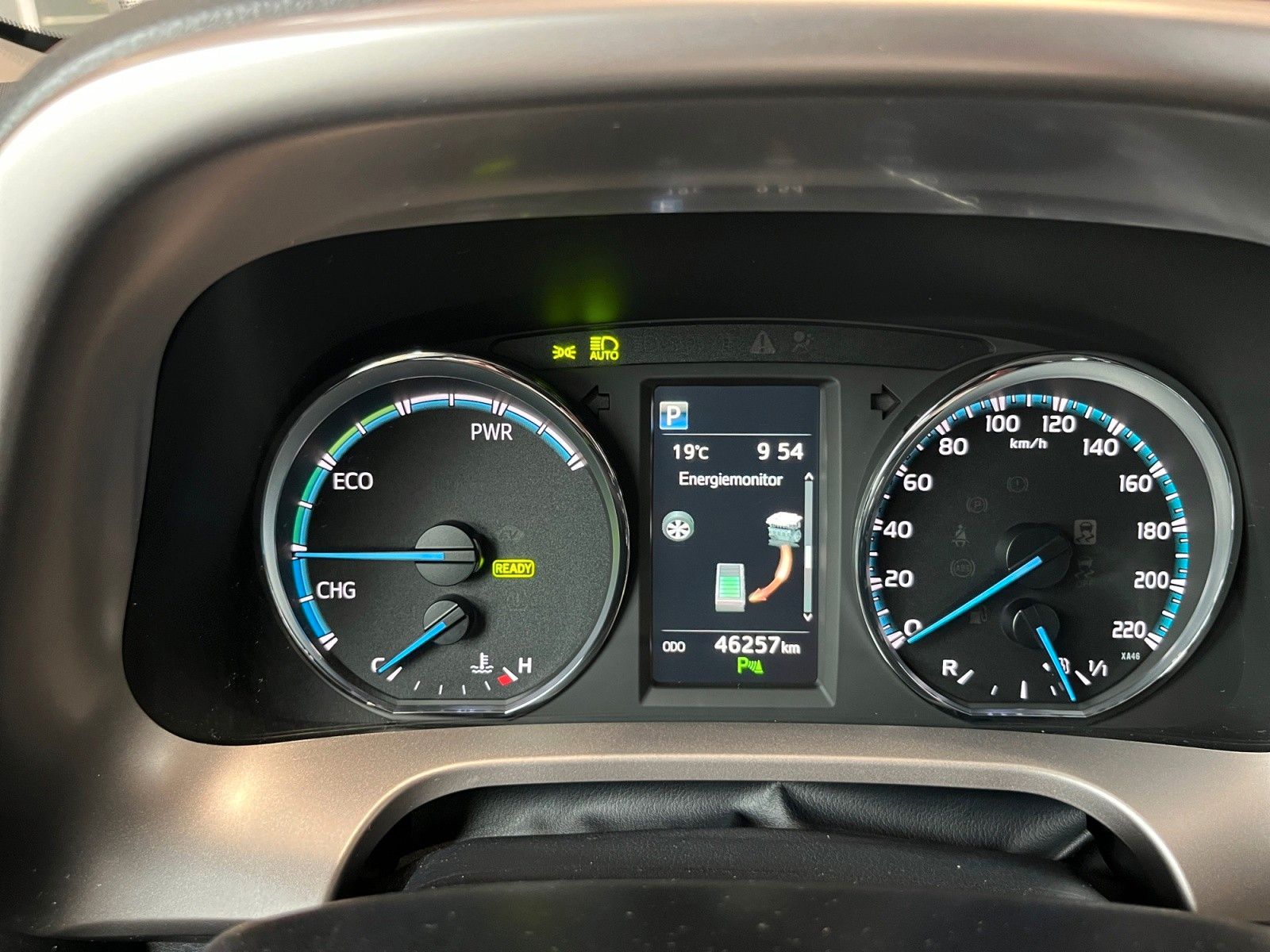 Fahrzeugabbildung Toyota RAV4 Hybrid Executive