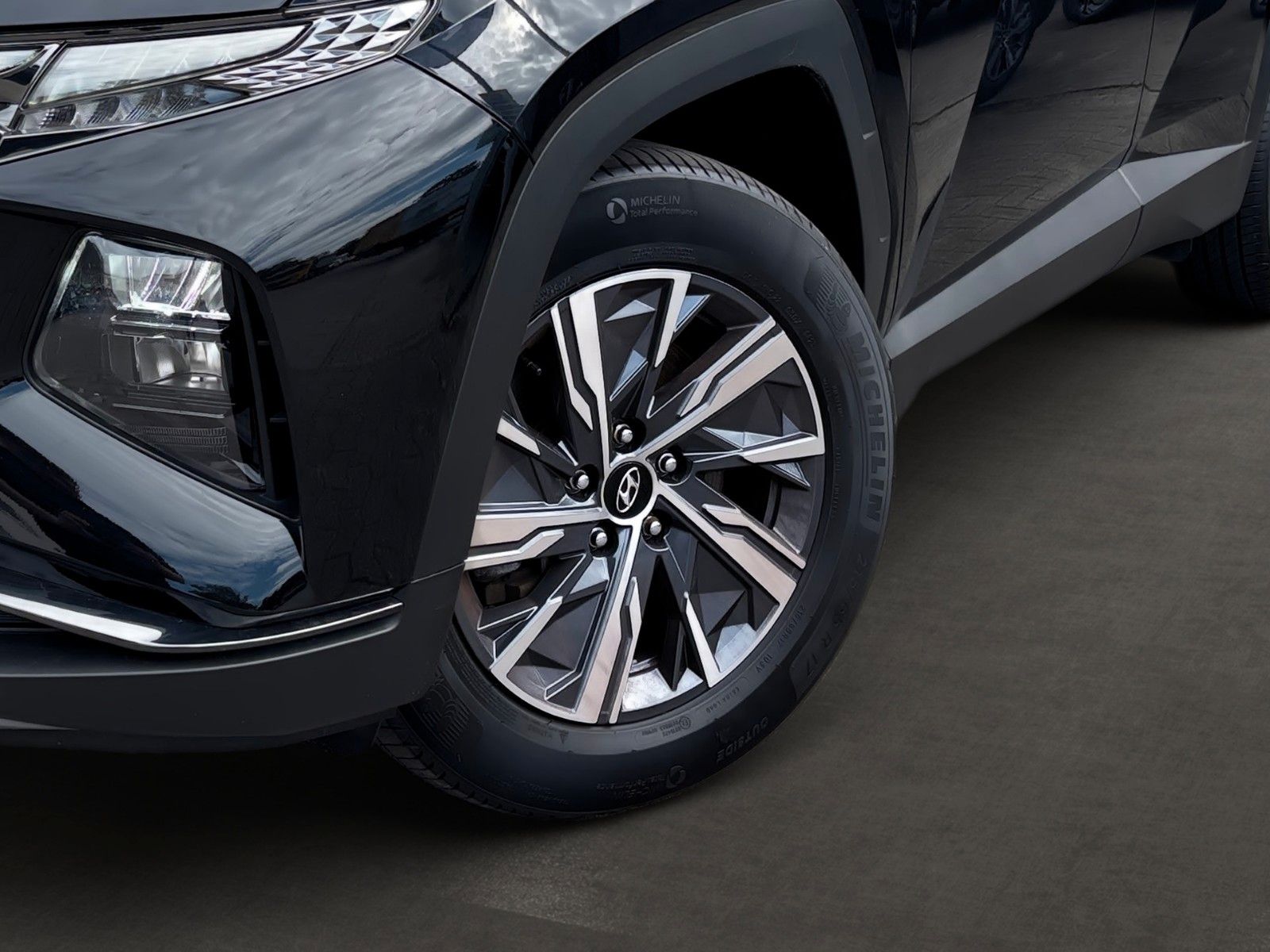 Fahrzeugabbildung Hyundai Tucson Trend Hybrid *ALLRAD*