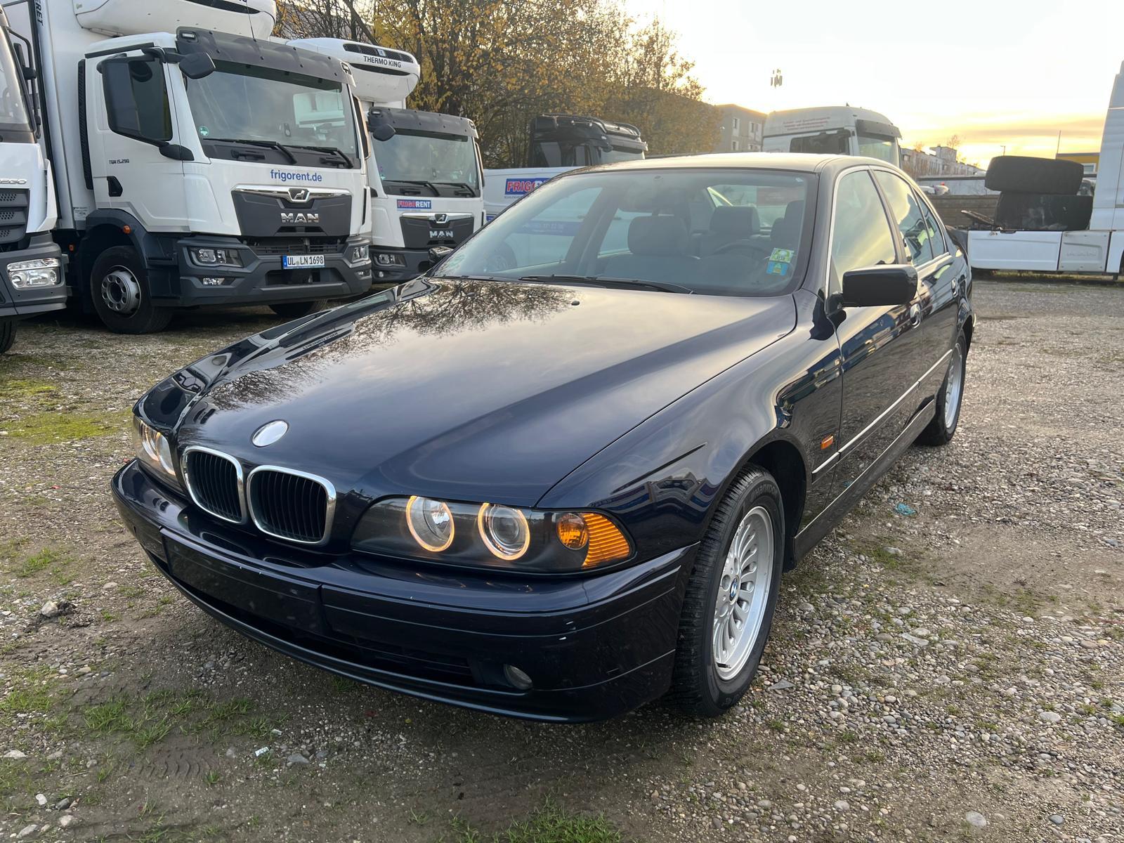BMW 530i E39 Limousine / Aut/Leder