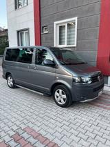 Volkswagen Urlaubsauto 7 sitzer Volkswagen T5 Multiva... - VW T5 Multivan Gebrauchtwagen in Stuttgart