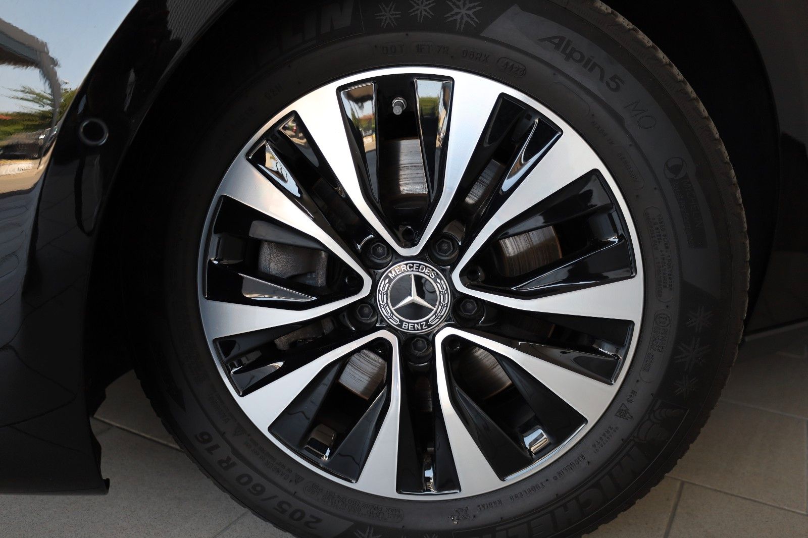 Fahrzeugabbildung Mercedes-Benz A 180 d,T.Leder,Navi,LED,SH,Kamera