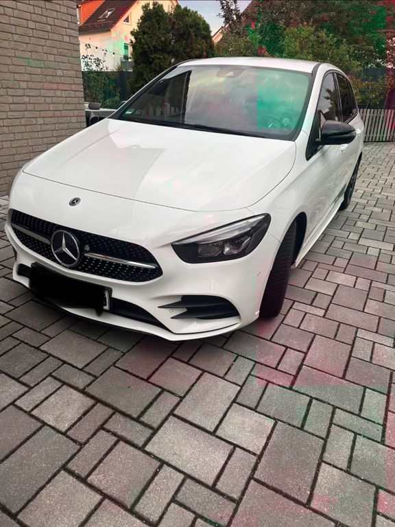 Image of Mercedes-Benz B 250