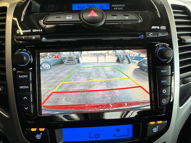 Hyundai ix20*TÜVSERVICE:NEU*SitzLenkradHZ*NAV*TEMPO*PD