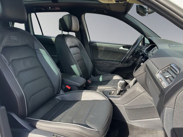 Tiguan 2.0 TDI R-Line DSG ACC FACEL. LED PANO