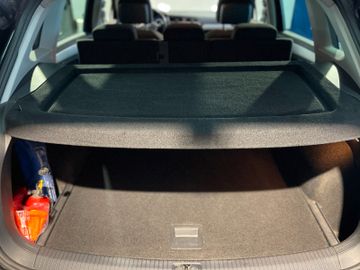 Volkswagen Tiguan - 11