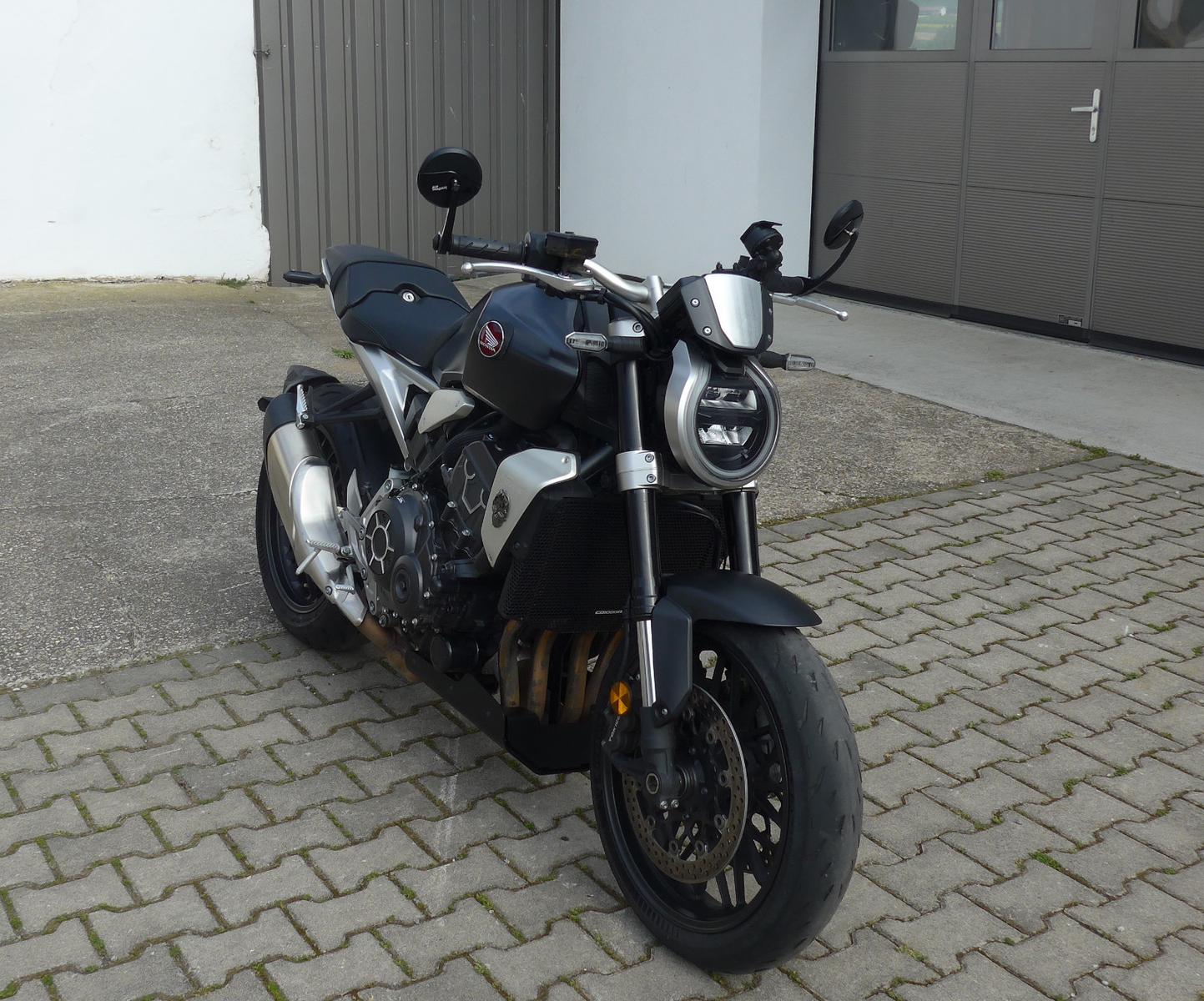 Honda CB 1000 R SC 80, Reifen+Service+HU neu