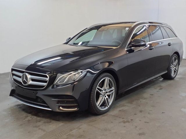 Mercedes-Benz E 400 d 4Matic+AMG+1.Hand+Panorama+Multibeam