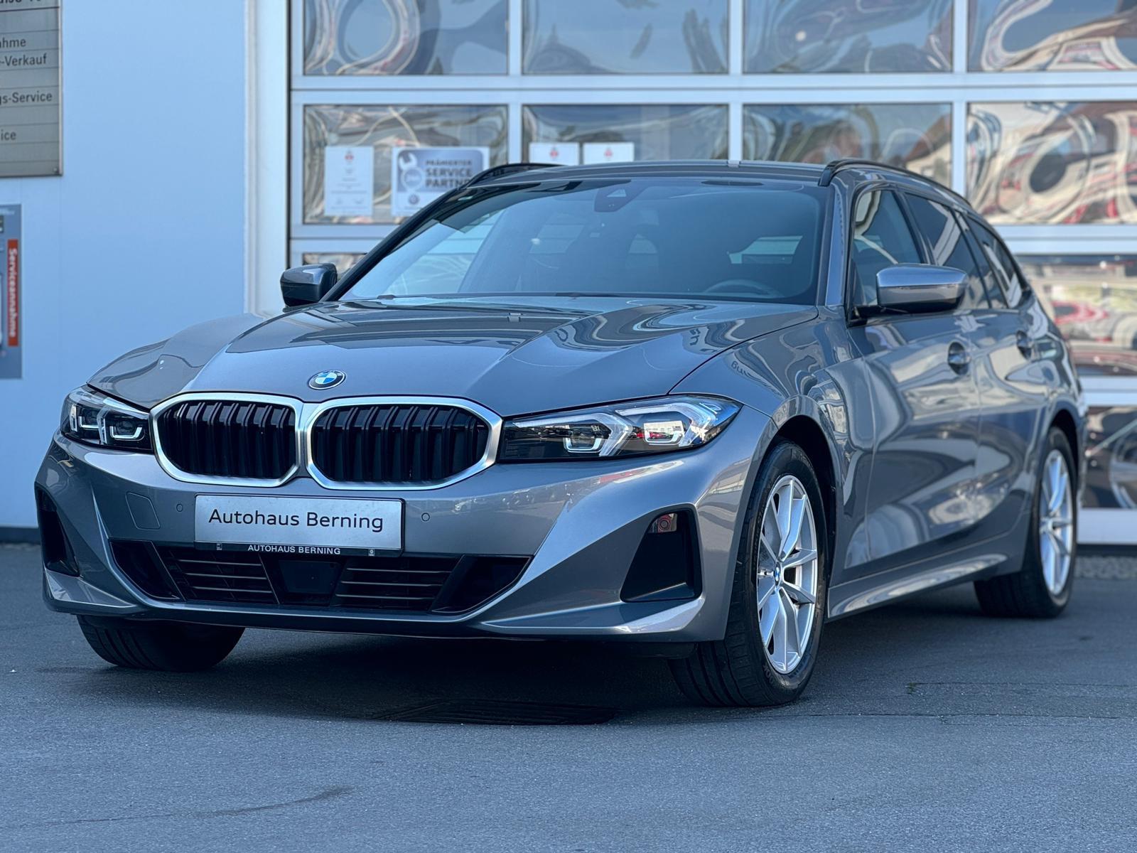 BMW 318d TOURING SHADOW LINE VIRTUAL LIVE COCKPIT