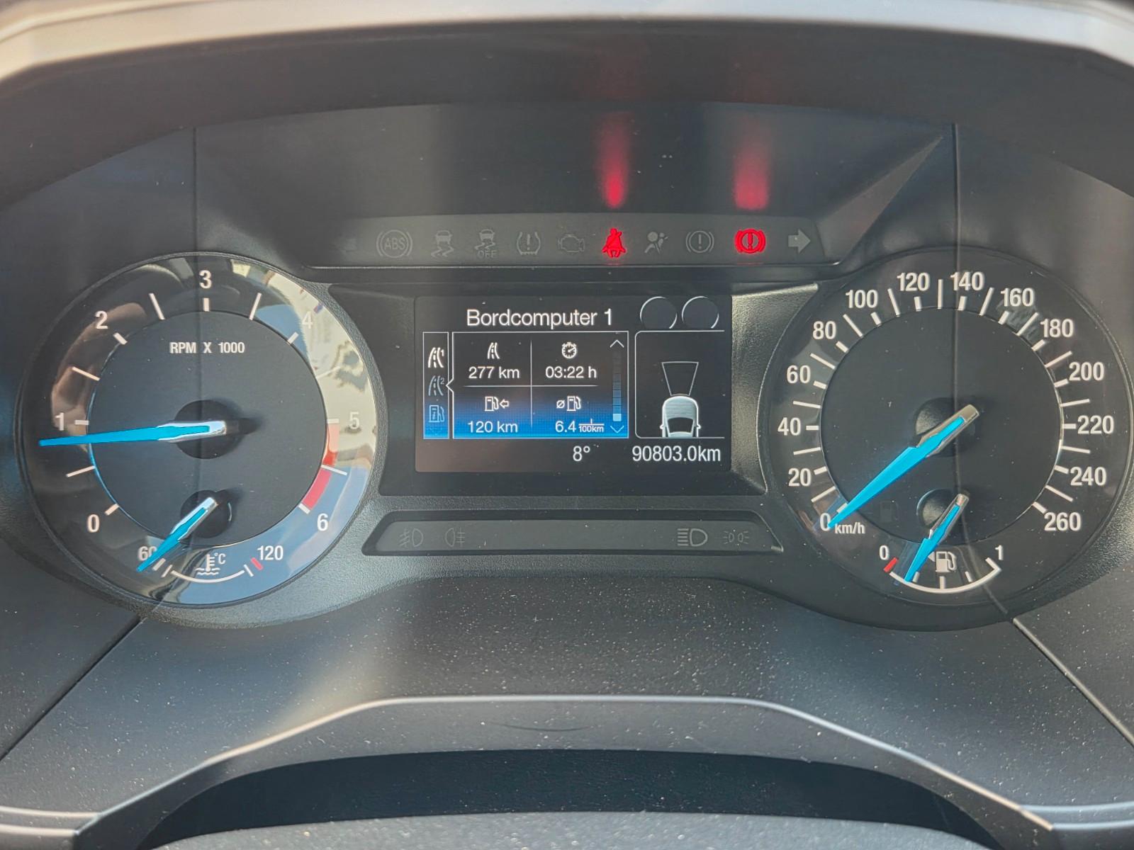 Ford Galaxy Trend Winterpaket Navi LED Kamera
