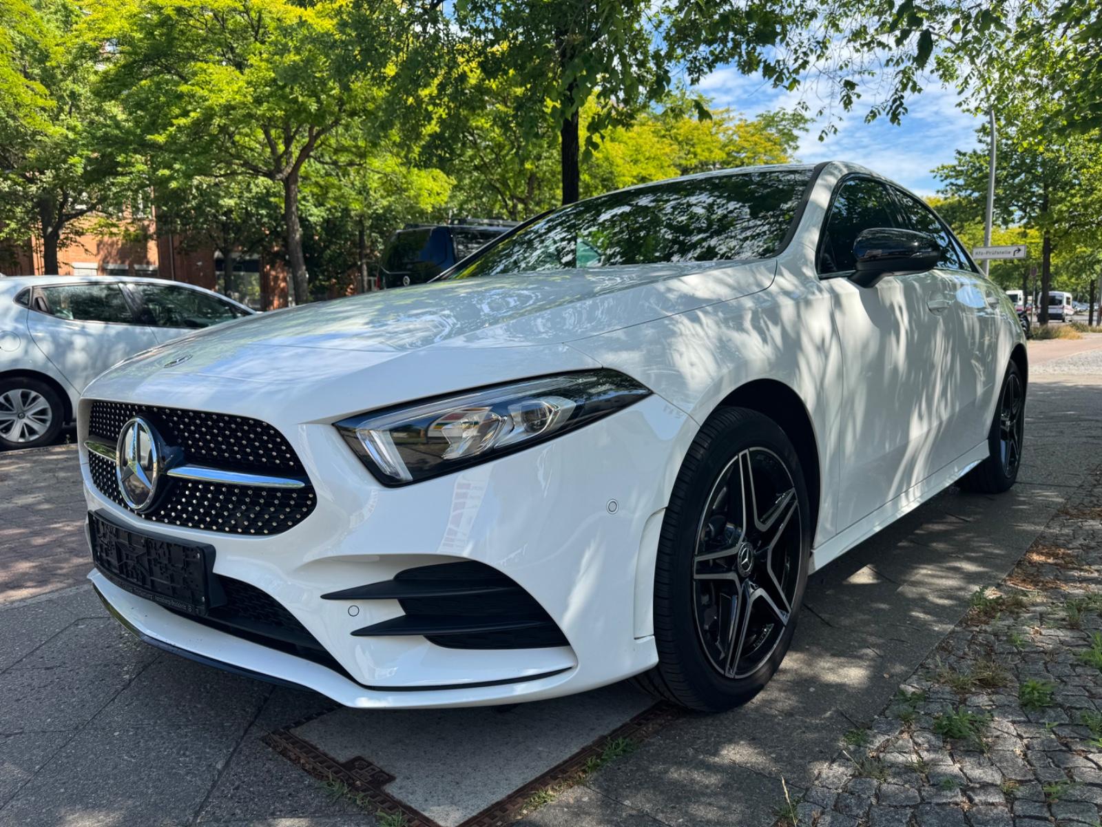 Mercedes-Benz A 250 e AMG-Line