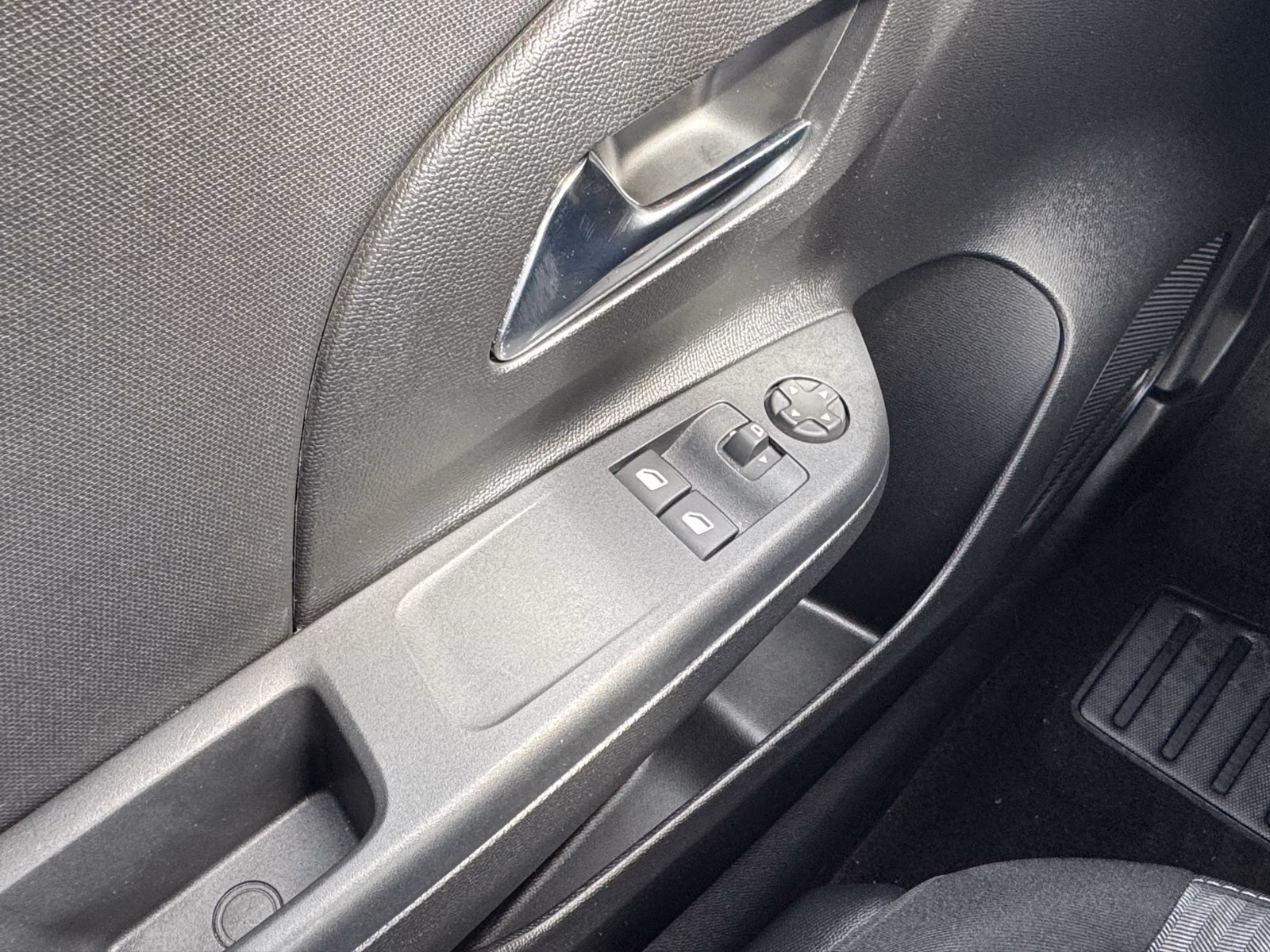 Opel Corsa F 1.2 Edition SpurH DAB KLIMA Bluetooth