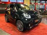 Smart fortwo cabrio electric drive / EQ BREMSASS NAVI - mit Elektro-Antrieb: Scheckheftgepflegt, Cabrio