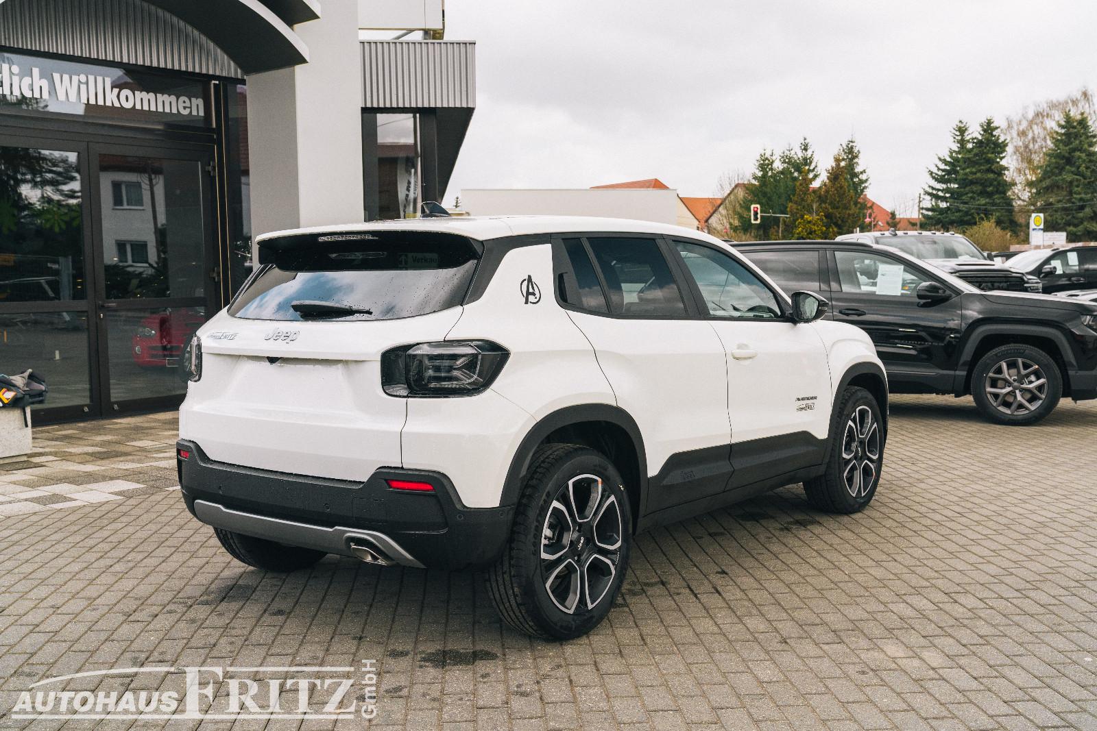 Jeep Avenger Summit - 1.2 AT e-Hybrid,Navi, RFK, I&K