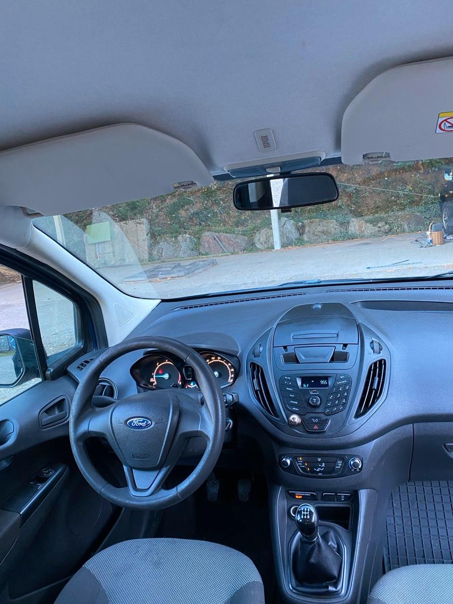 Ford  2014 — photo 8