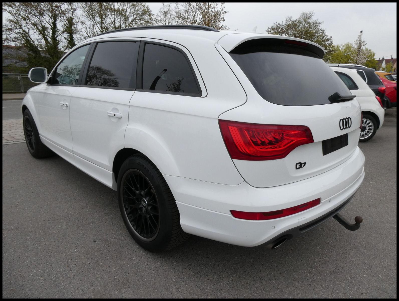 AUDI Q7 3.0 TFSI Q SLINE - 7 places