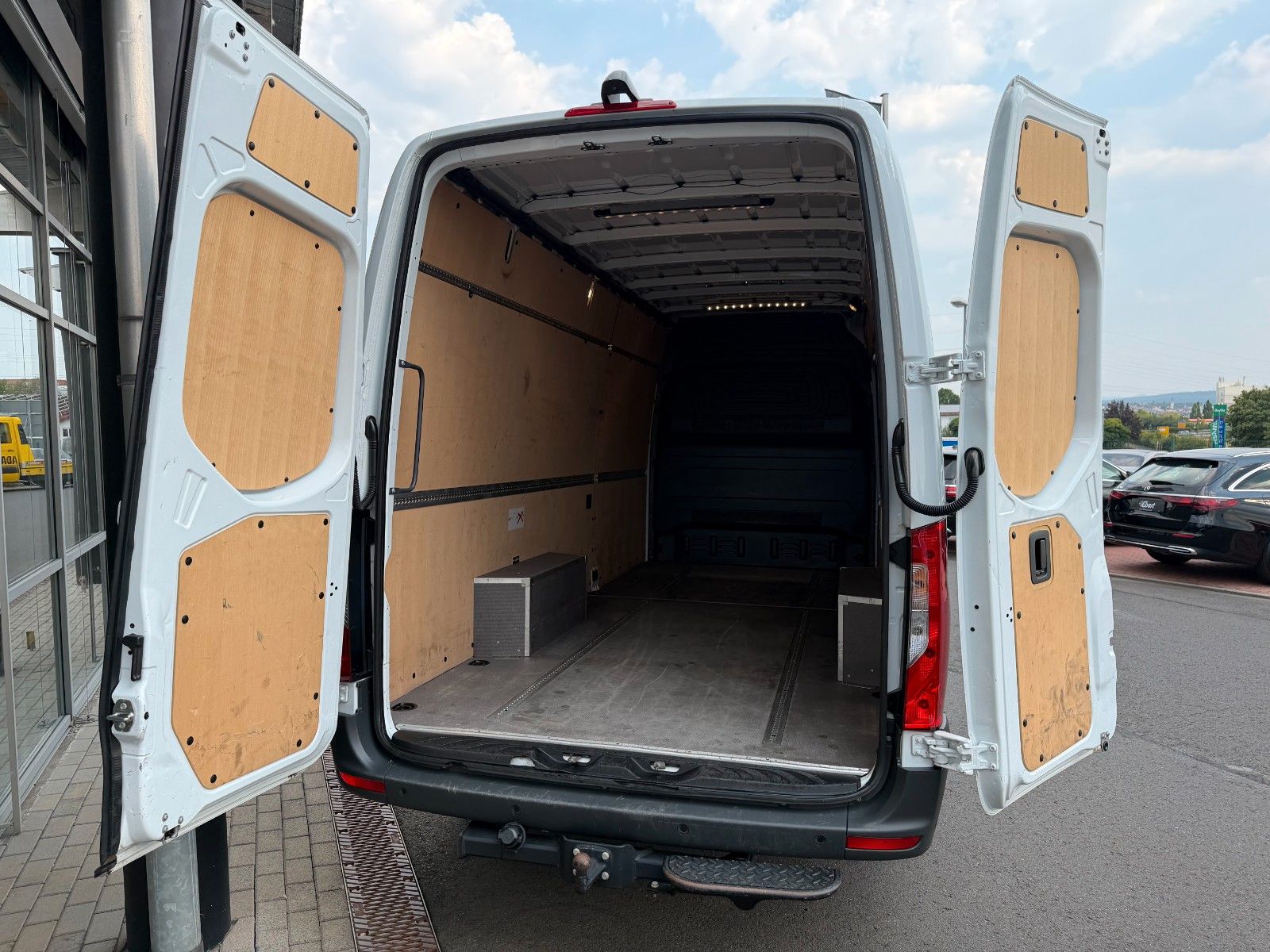 Fahrzeugabbildung Mercedes-Benz Sprinter 317 CDI 9G 4325 Klima AHK3,5to