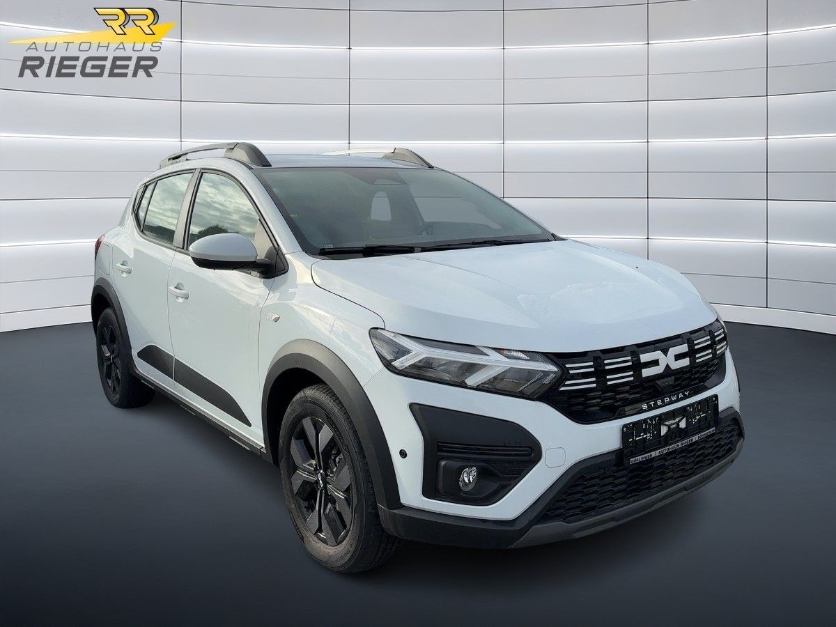 Fahrzeugabbildung Dacia Sandero III Stepway Expression TCe 90