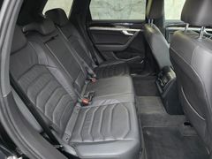 VW Touareg 4Motion R-line Black Edition 286PS