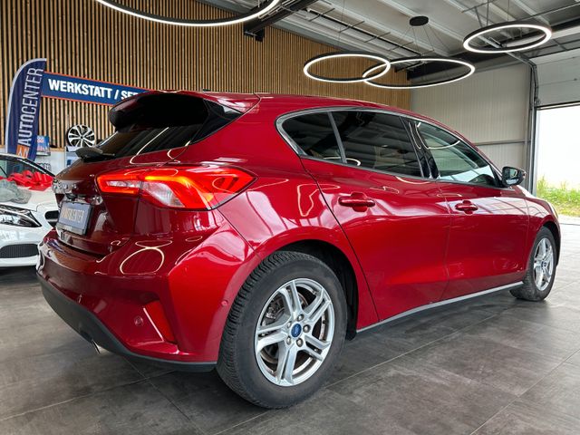 MYAUTOCENTER – Gebraucht- und Jahreswagen mit Werkstattservice in Pfaffenhofen Ford Focus Lim. *Pano*Kamera*AHK*LED*