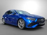 Mercedes-Benz A 200 AMG Pano LED Kamera Ambiente Metallic - Mercedes-Benz mit Benzin-Antrieb: Blau, Metallic