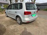Volkswagen Vw Touran Bluemotion - Volkswagen Touran aus 2011: Bluemotion