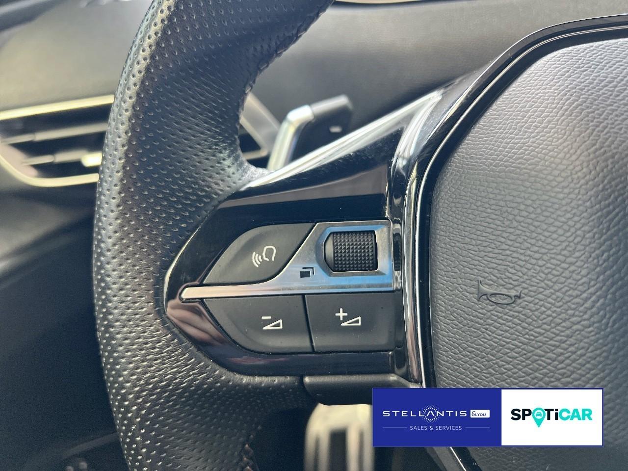 Peugeot 3008 1.2 PureTech 130 GT *Aut.*Shz*Kamera*