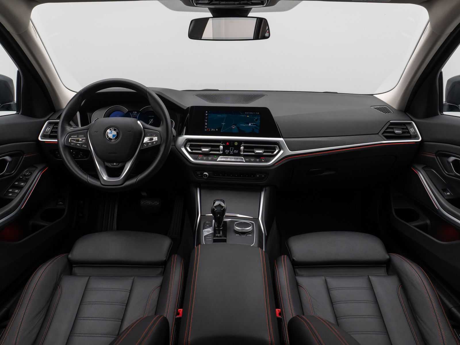 Fahrzeugabbildung BMW 320i Sport Line PDC Stop&go Standhzng Leder 18"