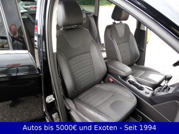Ford Kuga - 10