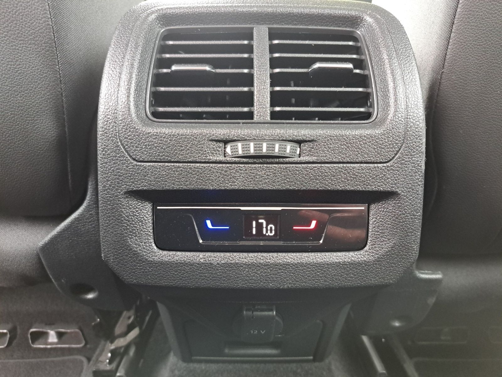 Volkswagen Touran - Bild 25